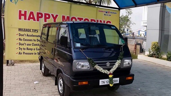 Maruti Suzuki Omni black front