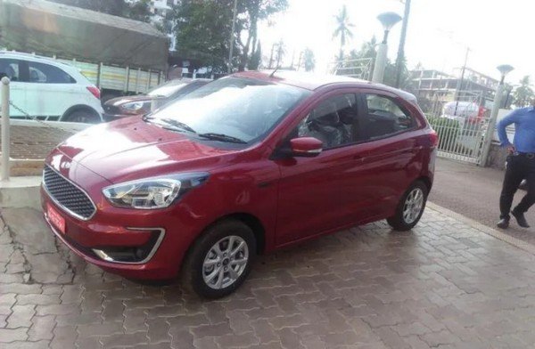 Ford Figo Facelift 2019 front and side look at dealership