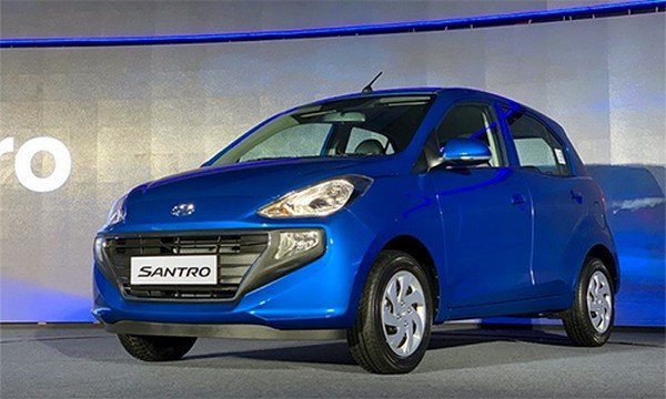 hyundai Santro from right to left