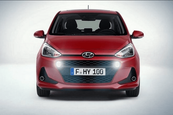 Hyundai Grand i10 red color