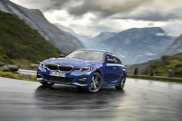 BMW 4 Series blue front look