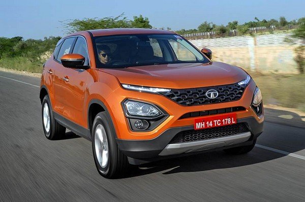 2019 tata harrier orange front angle