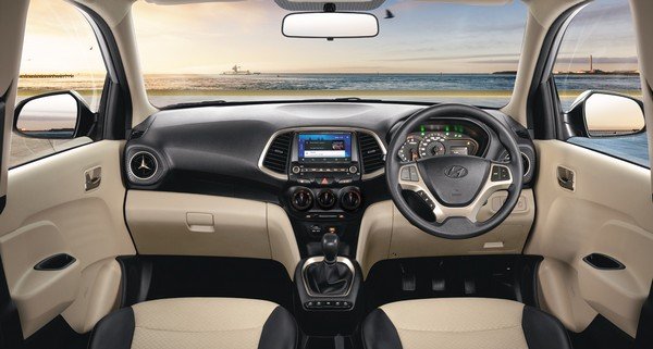 hyundai santro interior dashboard