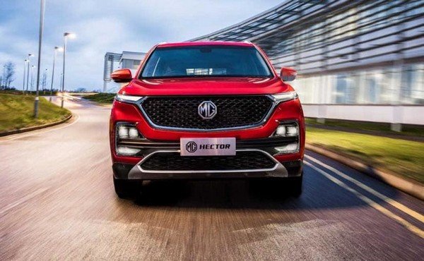 mg hector front view red color