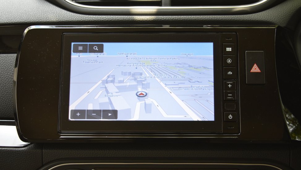 2018 Honda Amaze interior infotainment system