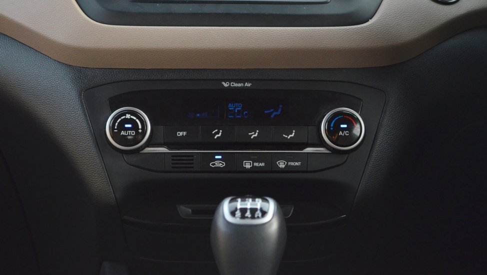 2018 Hyundai Elite i20 automatic climate control