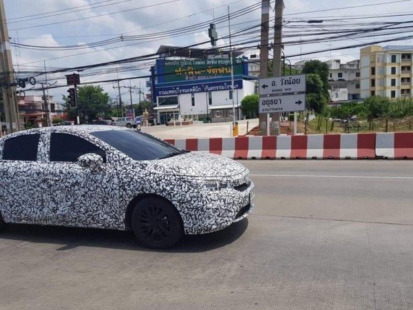 2020 honda city spied side profile