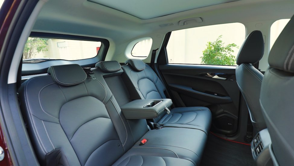 2019 MG Hector interior rear seats