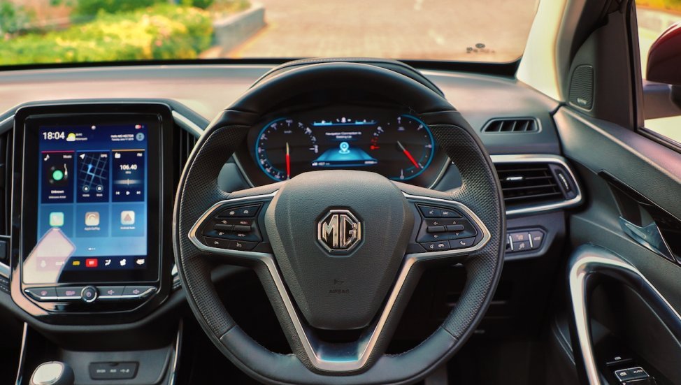 2019 MG Hector interior steering wheel