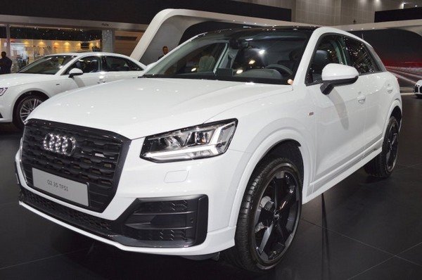 audi q2 white colour front three quarters left side