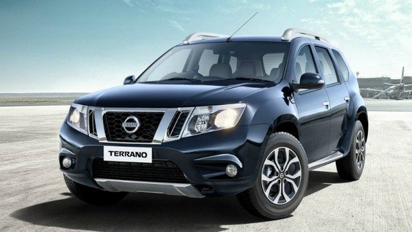 nissan terrano three quarter silver