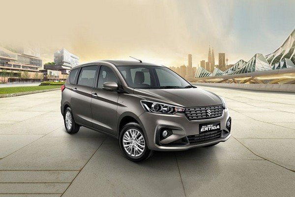 maruti ertiga three quarter silver