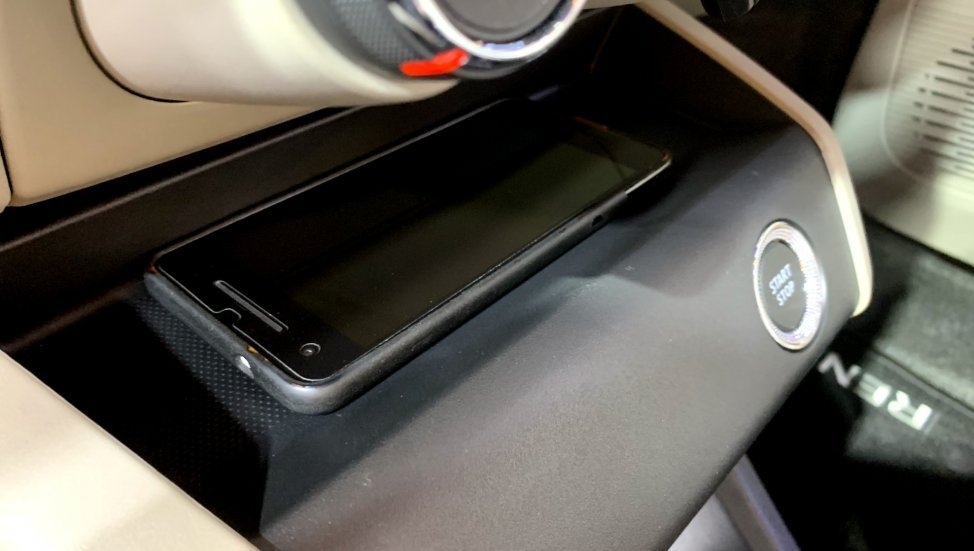 2019 Renault Ttriber interior phone storage space
