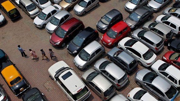 unorganized parking