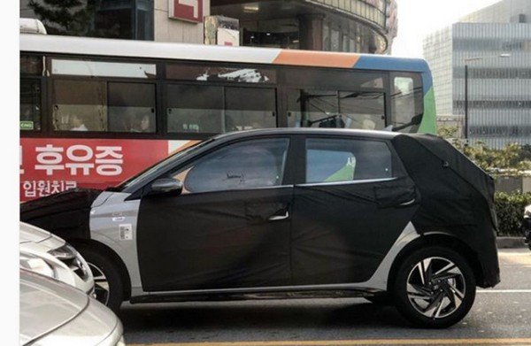 2020 hyundai elite i20 spied with machine cut alloy