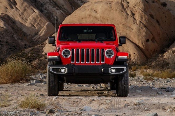 jeep wrangler red front
