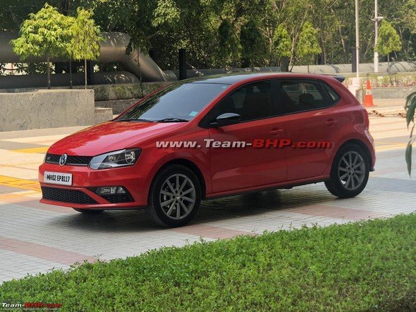 volkswagen polo 2019 facelift red three quarter 