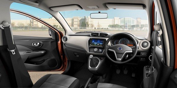 2018 datsun go interior