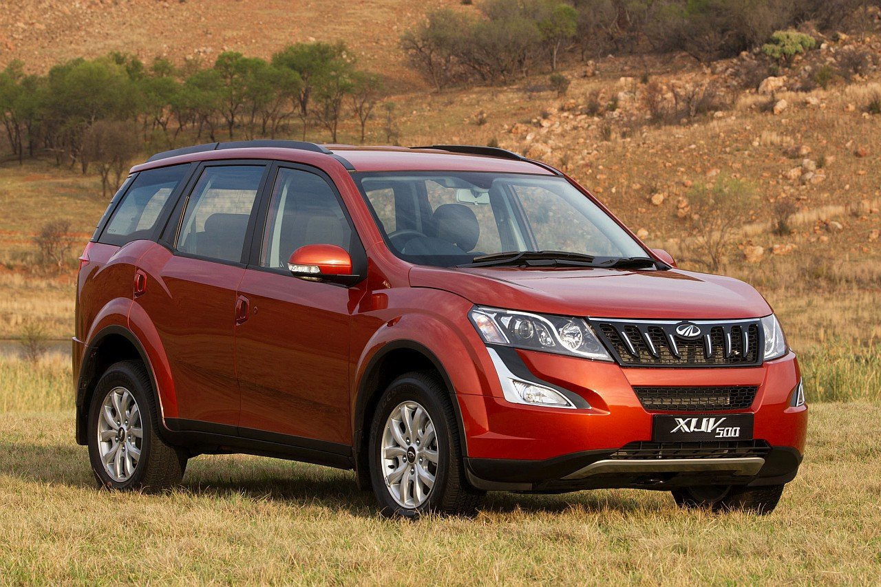 Mahindra XUV5OO