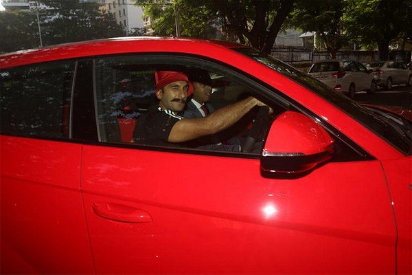 ranveer singh red lamborghini urus side profile