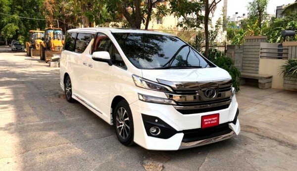 2020 toyota vellfire luxury