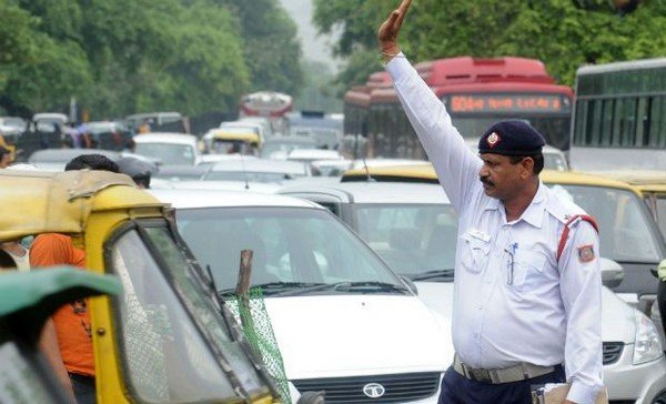 india traffic