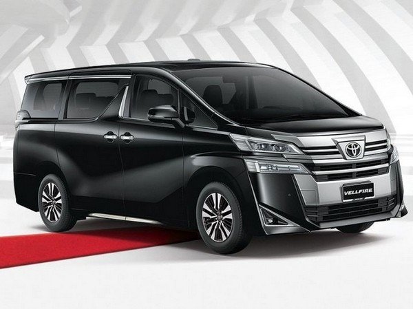 Toyota vellfire black front thee quarters