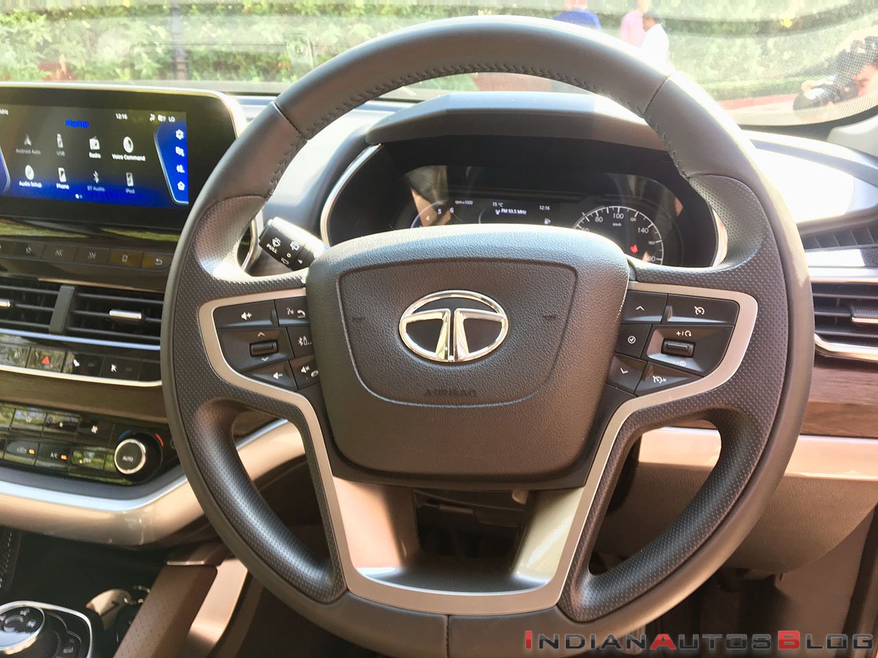 Tata Harrier dashboard and instrument console