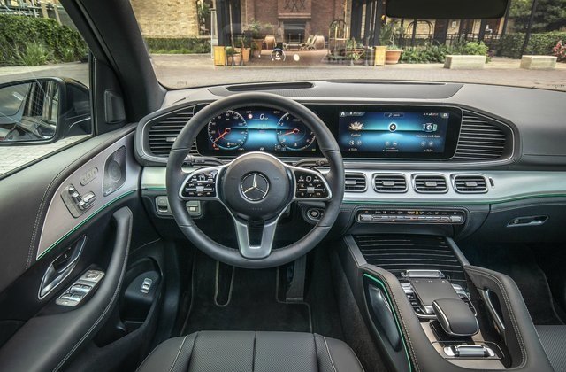 2020 Mercedes Benz GLE interior
