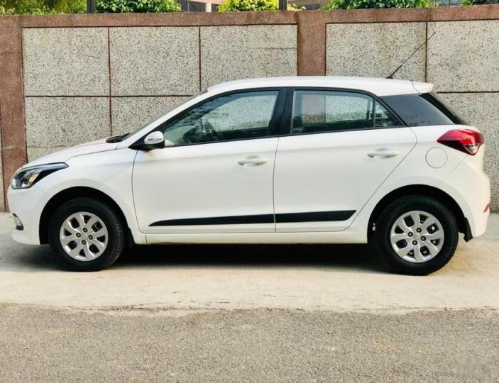 Used Hyundai i20 Sportz 1.2 MT car at low price in New ...