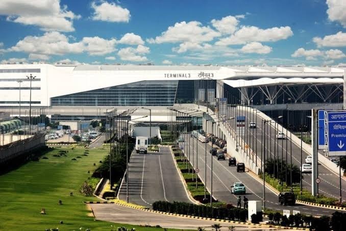 what-are-the-parking-charges-at-delhi-airport-updated-price
