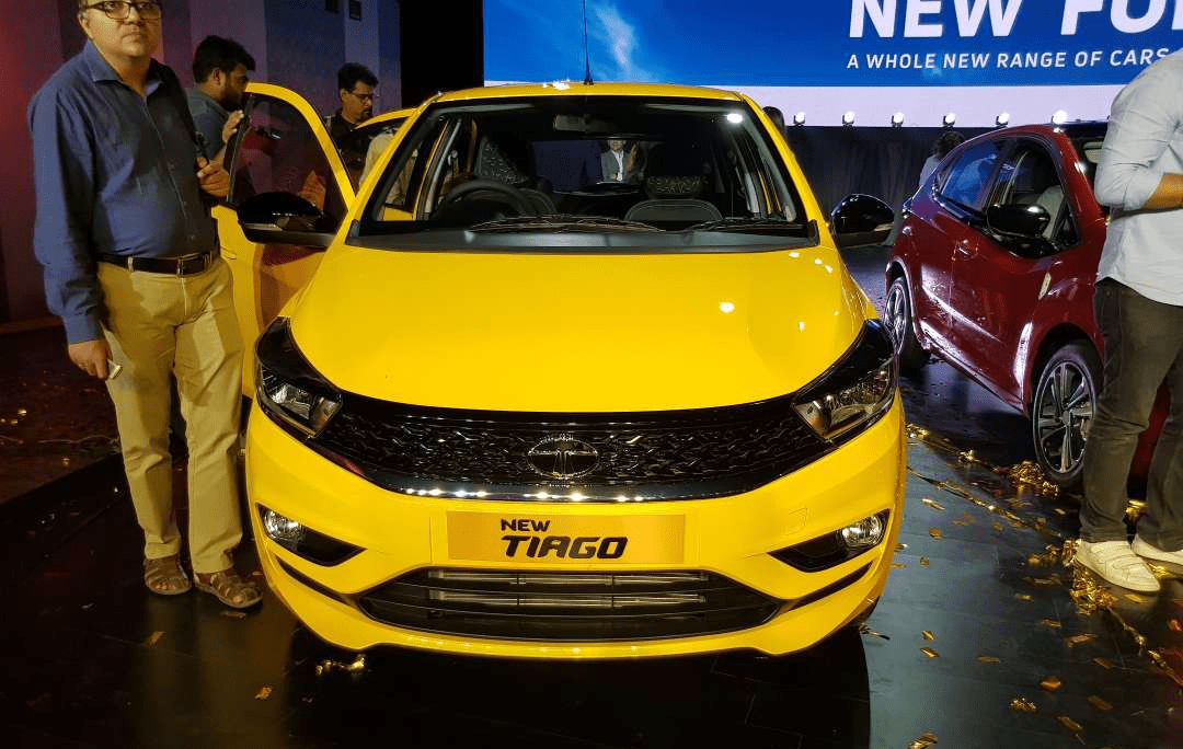 Tata Tiago facelift vs old model - 2020 Tata Tiago front end