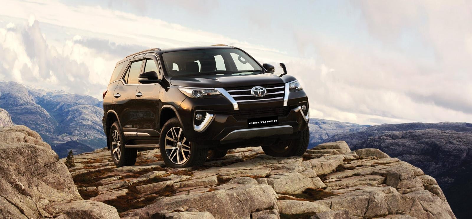 2020 BS-6 Toyota Fortuner - performance