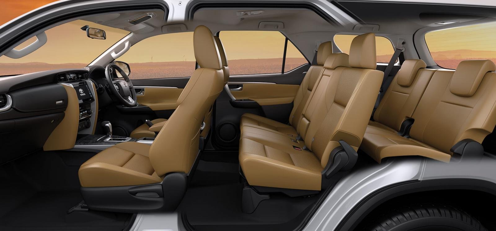 2020 BS-6 Toyota Fortuner - Seat space