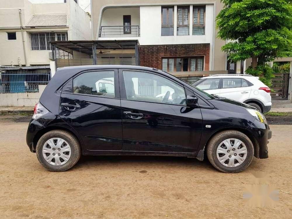 Used Honda Brio MT car at low price in Ahmedabad 564300
