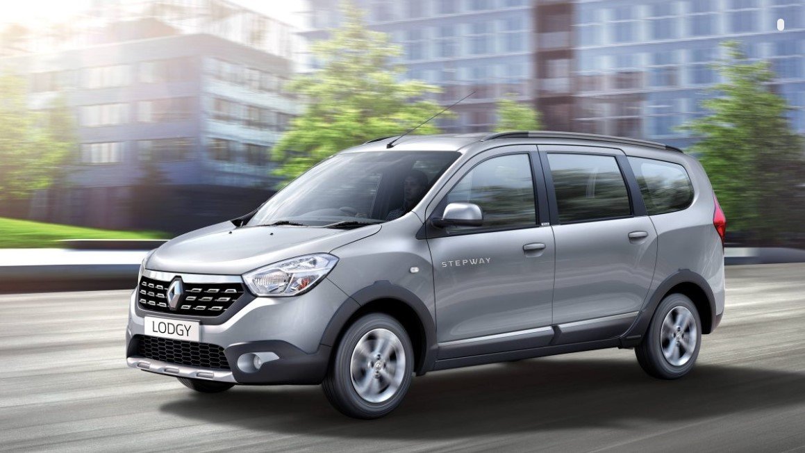 2019 Renault Lodgy silver front angle