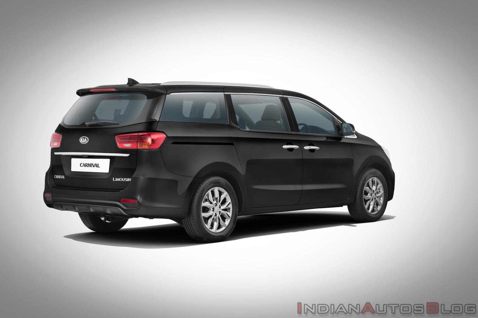 2020 Kia Carnival black rear angle