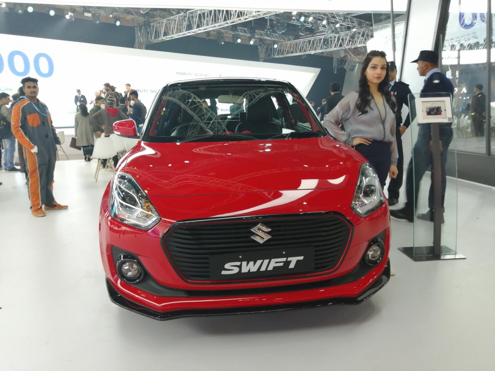 Maruti Cars at Auto Expo 2020 - Maruti Suzuki Swift Dual Tone
