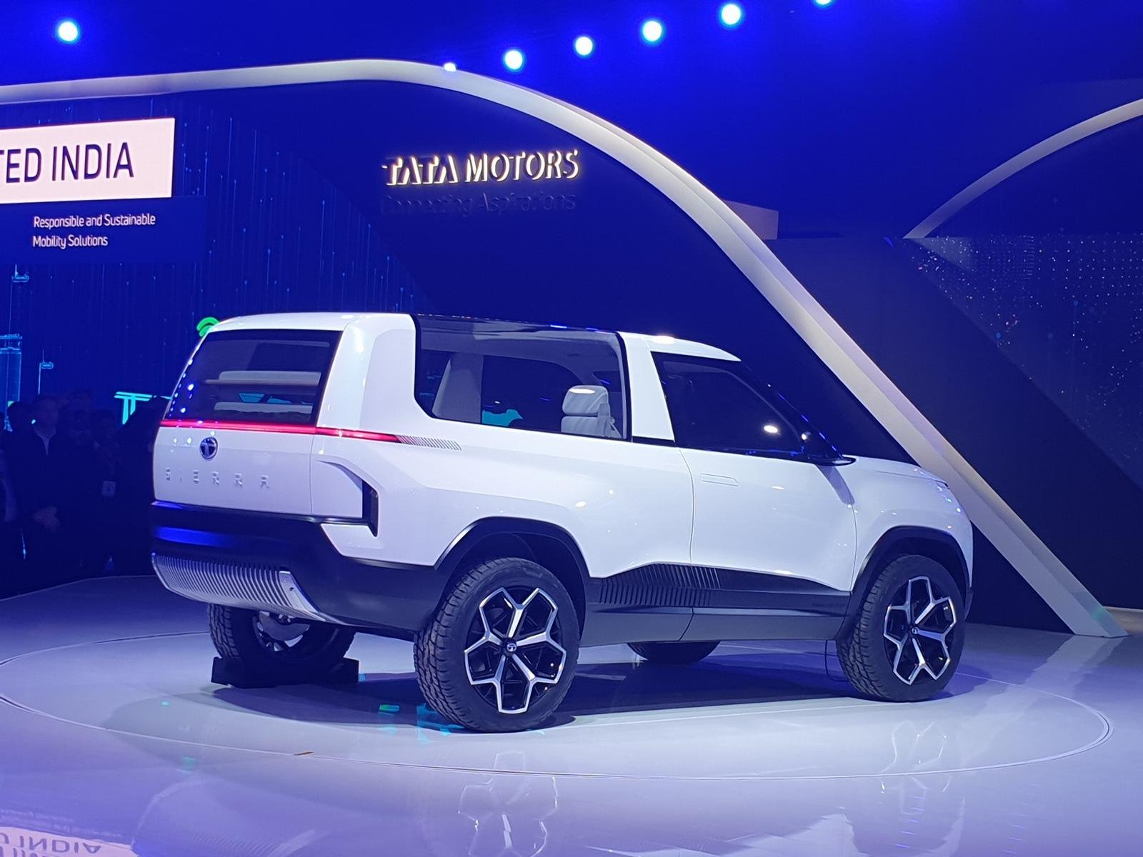 Tata showcases Sierra concept at auto expo 2020