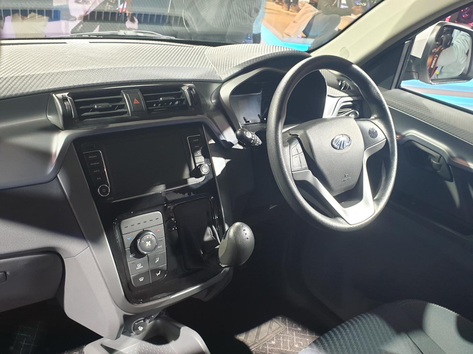 Auto Expo 2020 - Mahindra eKUV100 interior