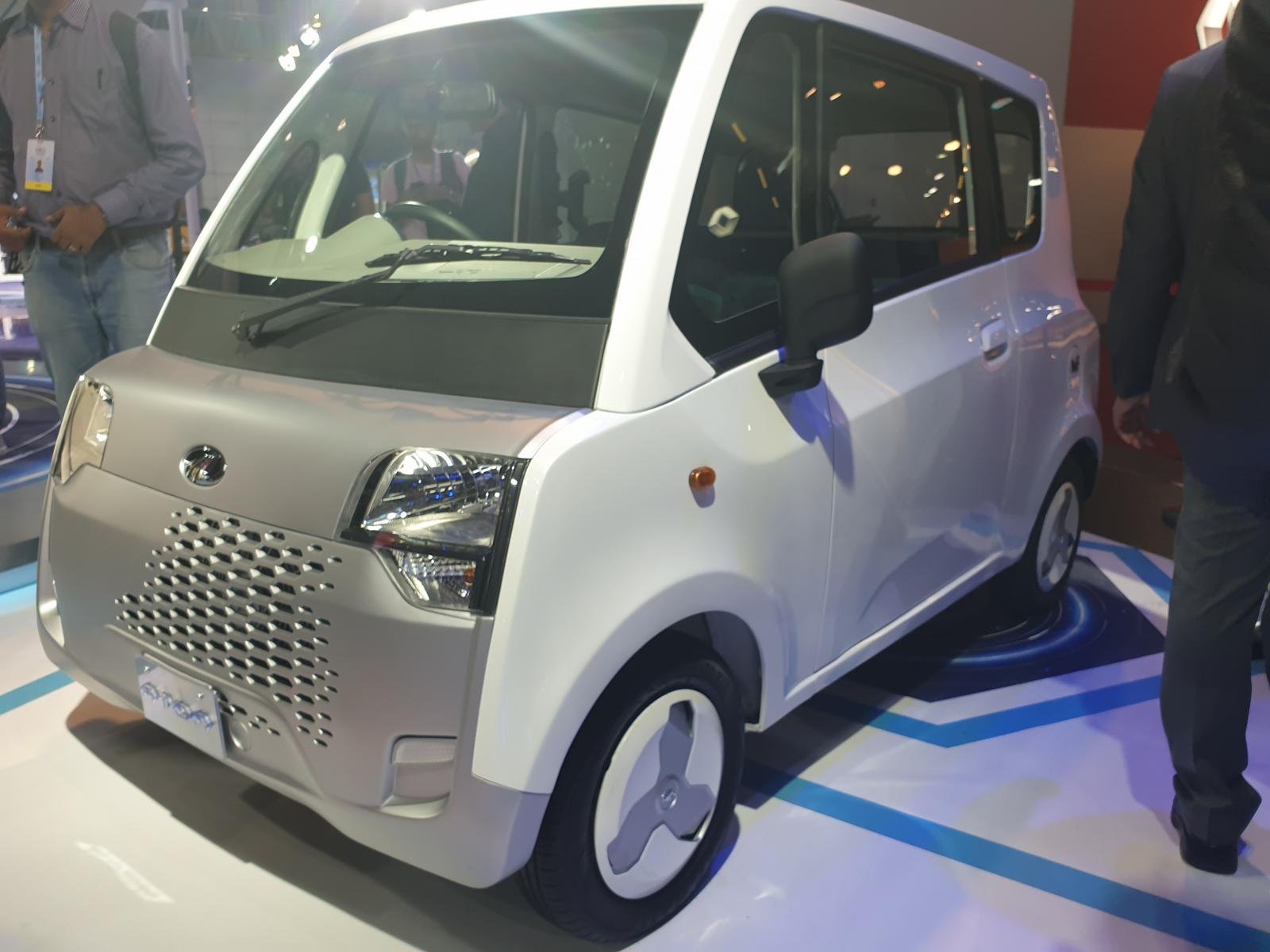 Mahindra ATOM EV at Auto Expo 2020