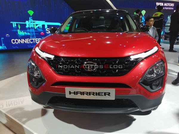 2020 tata harrier automatic front angle