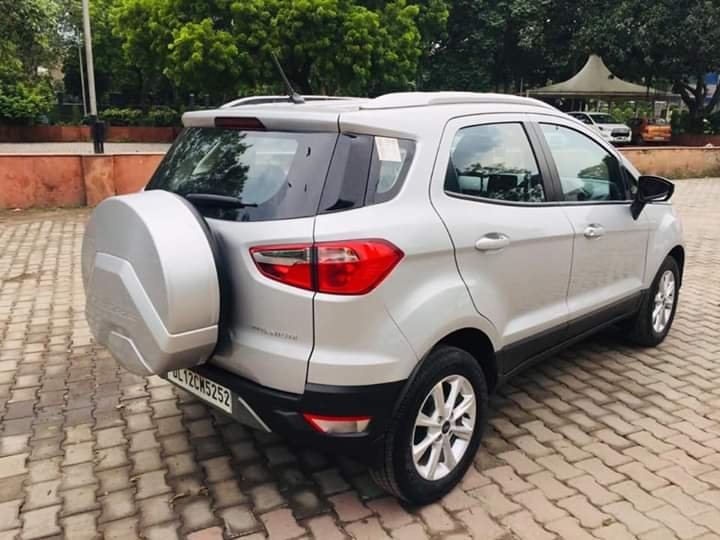 2017 Ford EcoSport Titanium Petrol MT for sale in New Delhi 602097