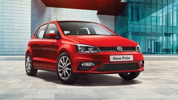 vw polo red colour front angle