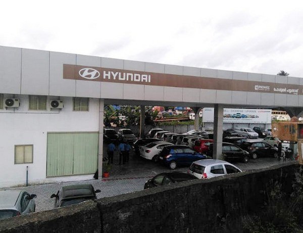hyundai used car dealership in kochi