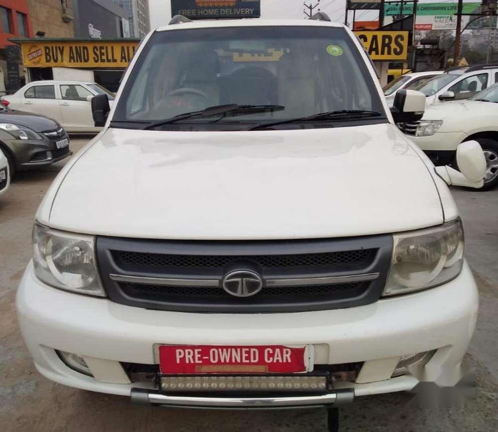 tata safari price noida