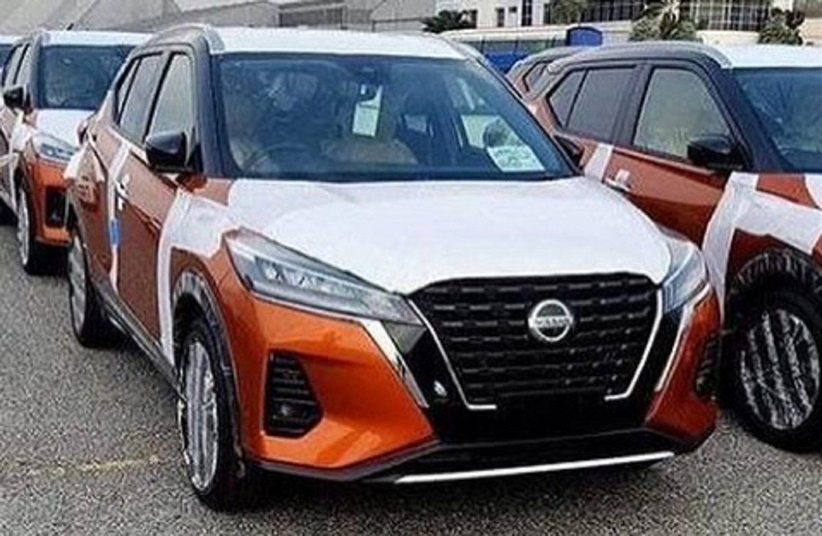 Nissan Kicks Facelift Spied Without Camouflage