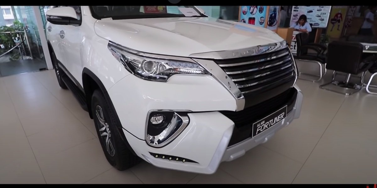 Toyota Fortuner modified by dealership