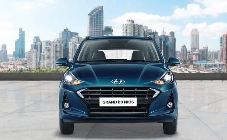 Hyundai Grand i10 Nios review front view