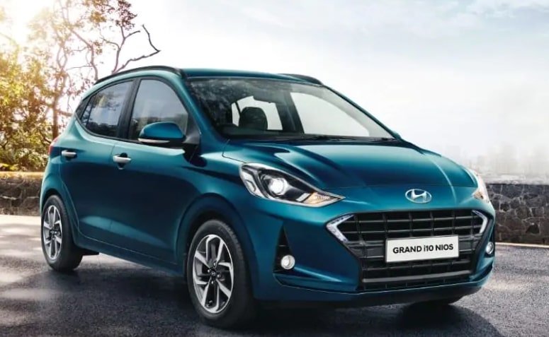 Hyundai Grand i10 Nios review three quarter front view